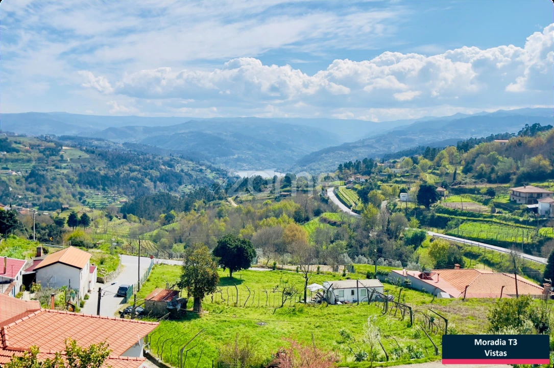 Moradia T3 para Venda em Paredes de Viadores e Manhuncelos Foto 12
