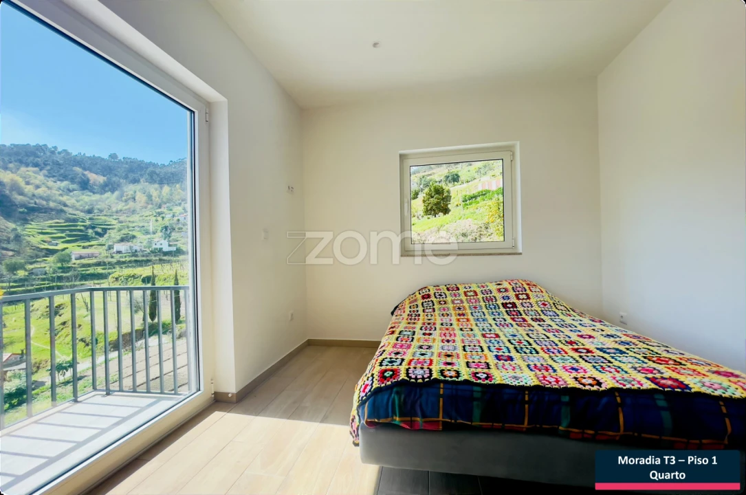 Moradia T3 para Venda em Paredes de Viadores e Manhuncelos Foto 20