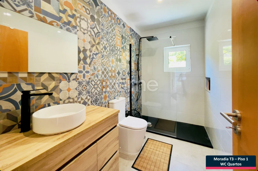 Moradia T3 para Venda em Paredes de Viadores e Manhuncelos Foto 24