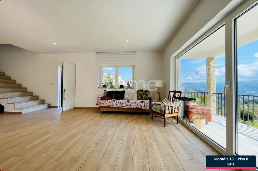 Moradia T3 para Venda em Paredes de Viadores e Manhuncelos Foto 34