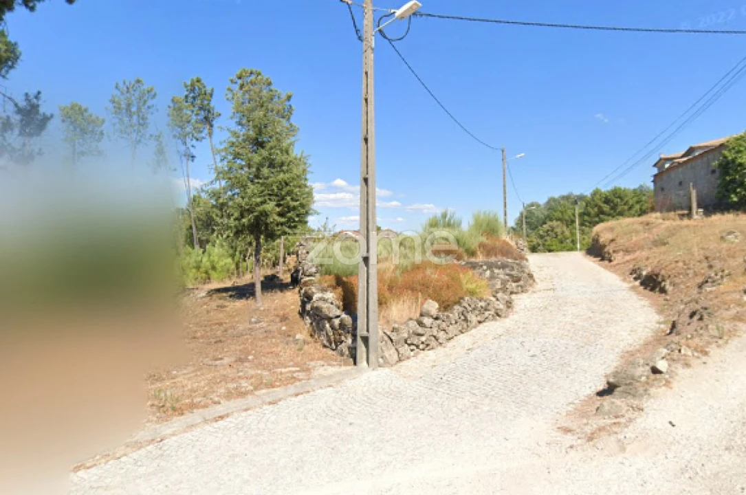 Moradia T3 para Venda em Tavares (Chãs, Várzea e Travanca) Foto 17