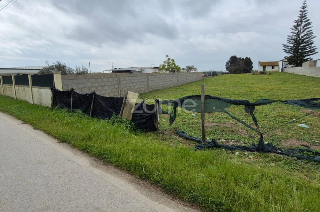 Terreno para Venda em Benavente Foto 1