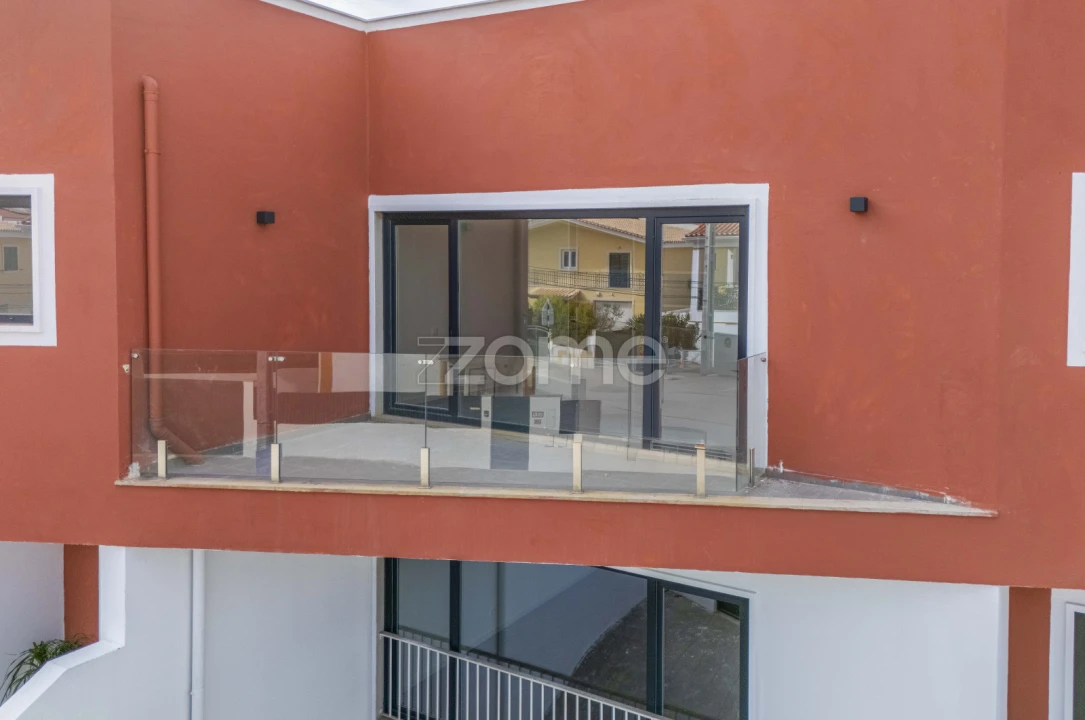 Moradia T4 para Venda em Fernao Ferro Foto 12