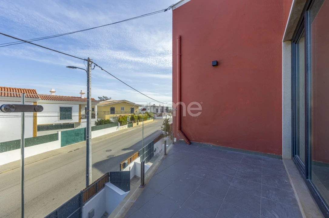 Moradia T4 para Venda em Fernao Ferro Foto 27