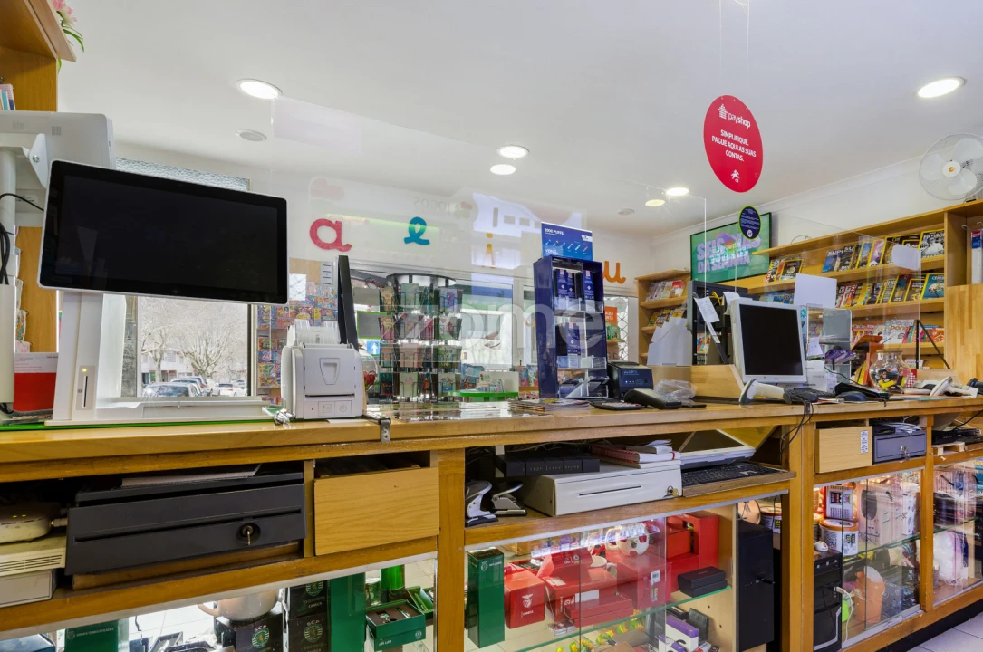 Negócio para Venda em Venteira Foto 10