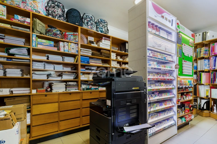 Negócio para Venda em Venteira Foto 11