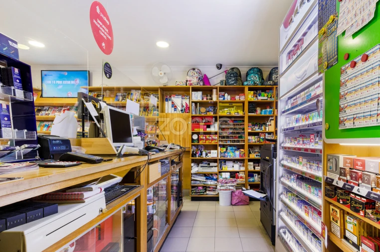 Negócio para Venda em Venteira Foto 8