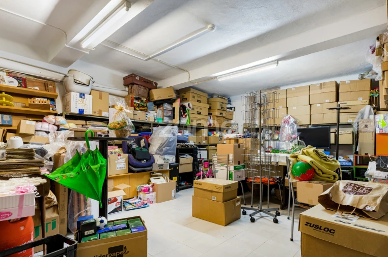 Negócio para Venda em Venteira Foto 14