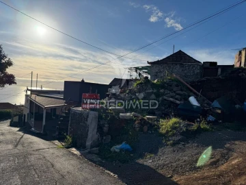 Moradia T3 para Venda em Ponta do Sol