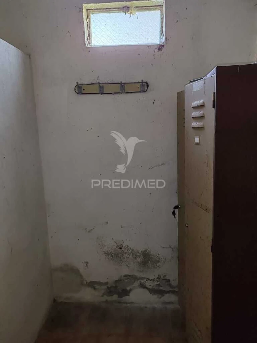 Armazém para Venda em Alcobaça e Vestiaria Foto 9