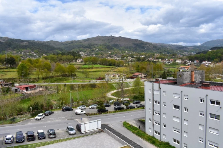 Apartamento T3 para Venda em Vieira do Minho Foto 9