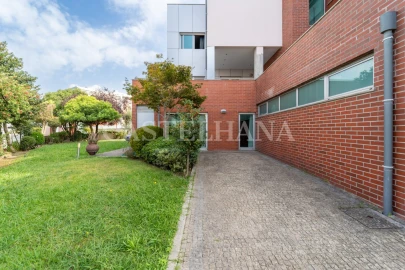 Moradia T8 para Venda em Ermesinde