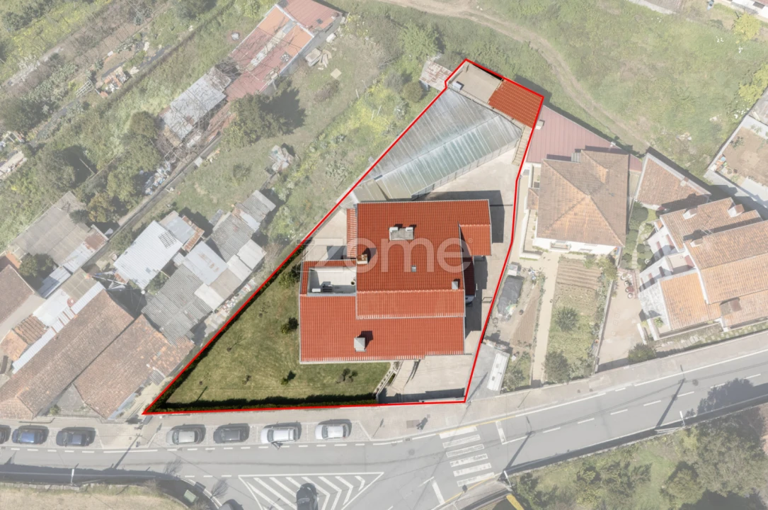Moradia T6 para Venda em Gondomar (São Cosme), Valbom e Jovim Foto 69