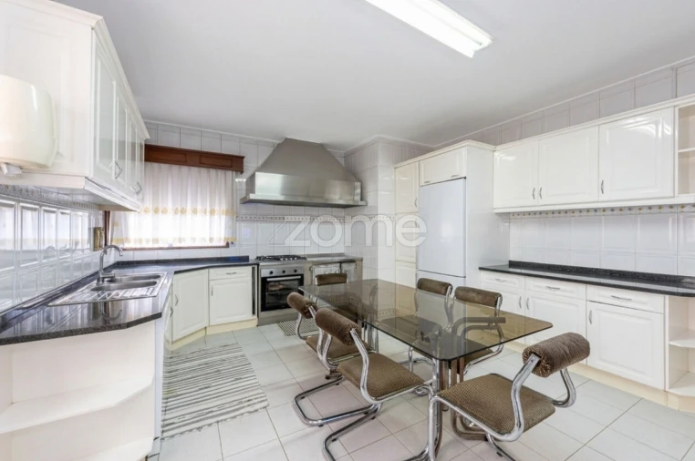 Moradia T3 para Venda em Grijó e Sermonde Foto 14