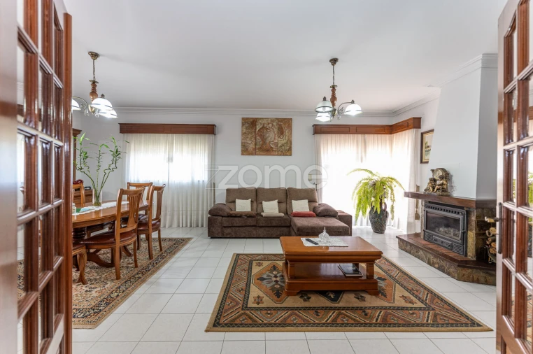 Moradia T3 para Venda em Grijó e Sermonde Foto 4