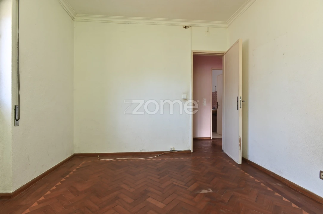 Prédio para Venda em São Domingos de Rana Foto 15