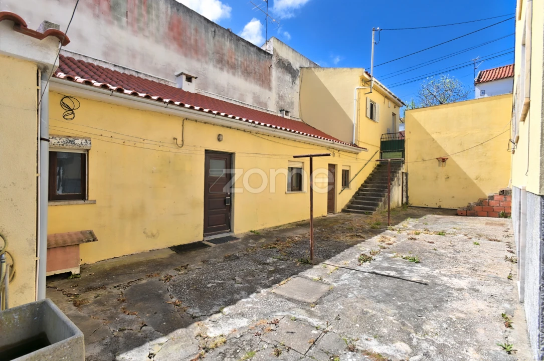 Prédio para Venda em São Domingos de Rana Foto 35