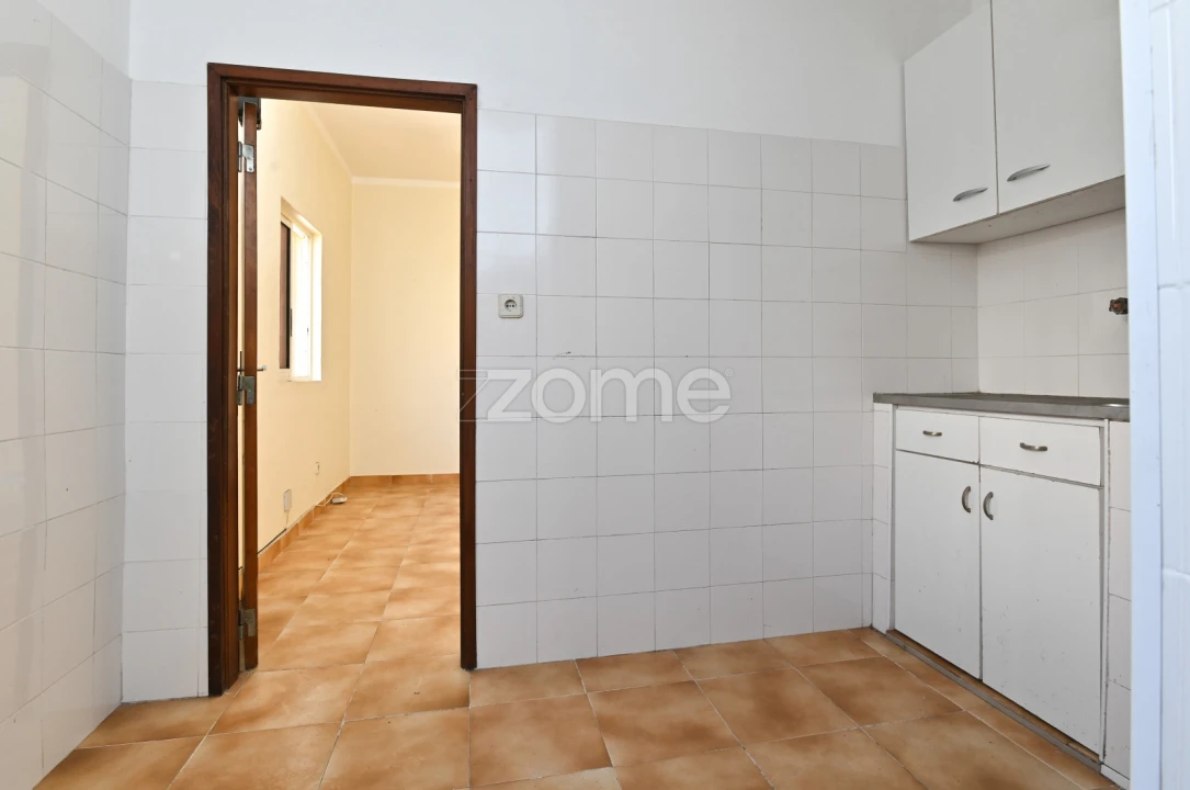 Prédio para Venda em São Domingos de Rana Foto 21