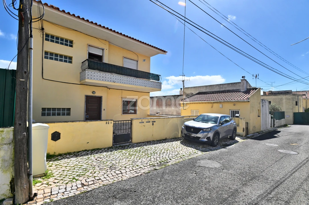 Prédio para Venda em São Domingos de Rana Foto 3