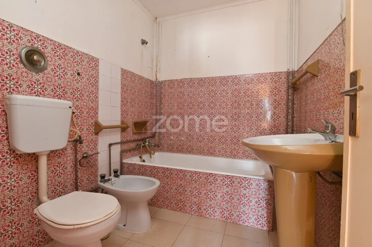 Prédio para Venda em São Domingos de Rana Foto 13