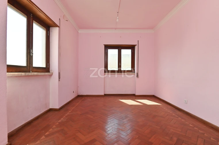 Prédio para Venda em São Domingos de Rana Foto 7