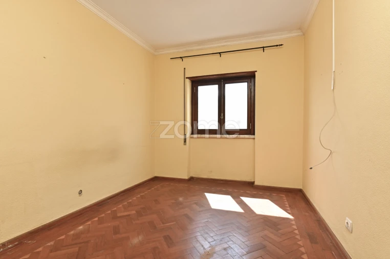 Prédio para Venda em São Domingos de Rana Foto 11