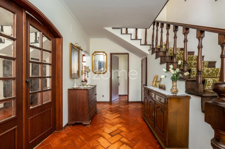 Moradia T6 para Venda em Santiago e São Simão de Litém e Albergaria dos Doze Foto 5