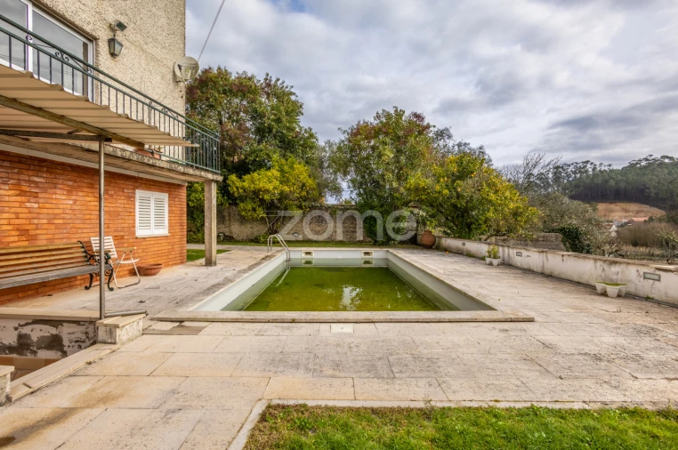 Moradia T6 para Venda em Santiago e São Simão de Litém e Albergaria dos Doze Foto 37