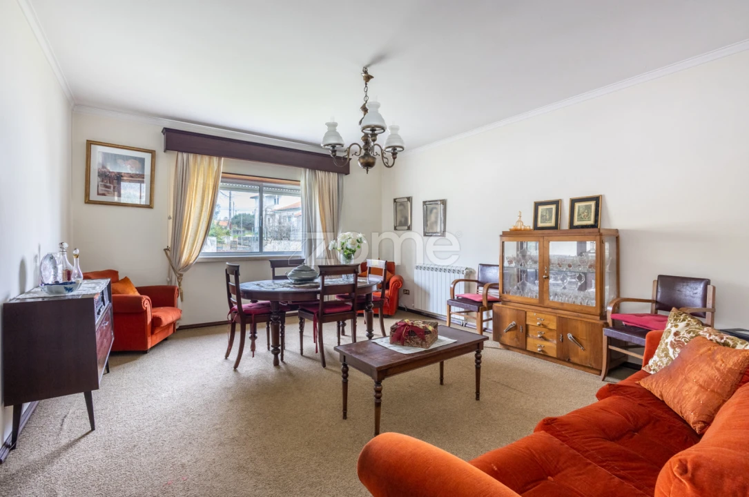 Moradia T6 para Venda em Santiago e São Simão de Litém e Albergaria dos Doze Foto 8