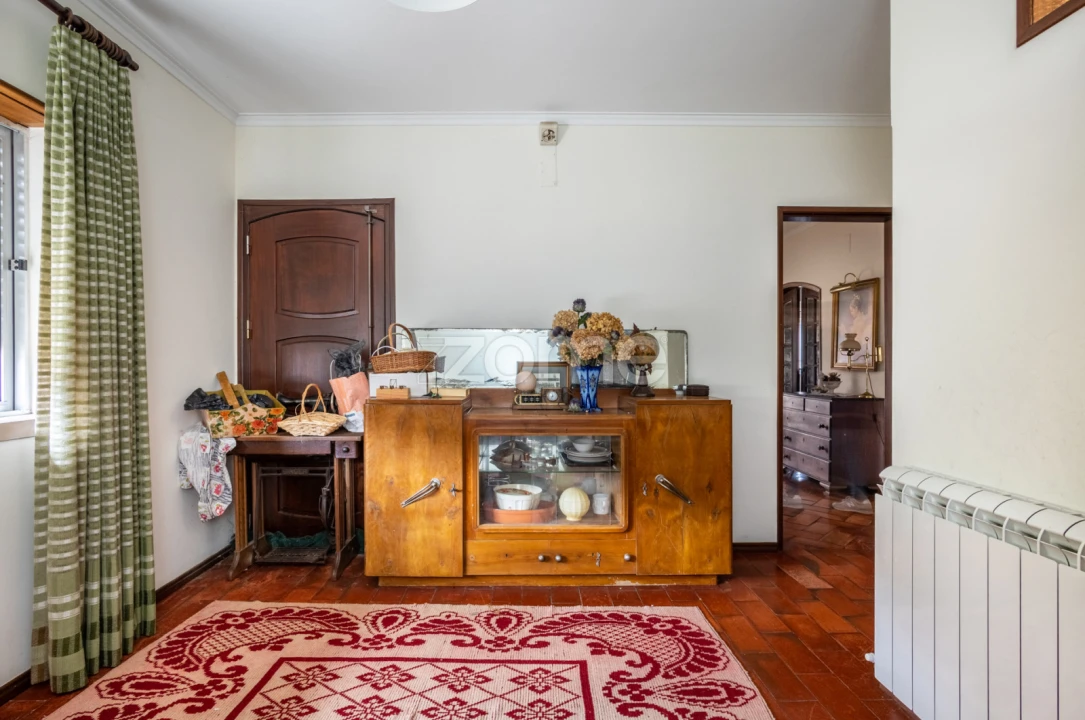 Moradia T6 para Venda em Santiago e São Simão de Litém e Albergaria dos Doze Foto 22