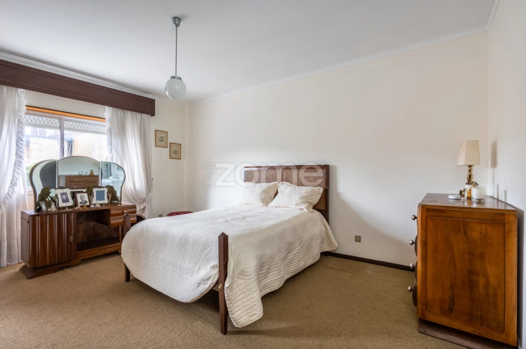 Moradia T6 para Venda em Santiago e São Simão de Litém e Albergaria dos Doze Foto 43