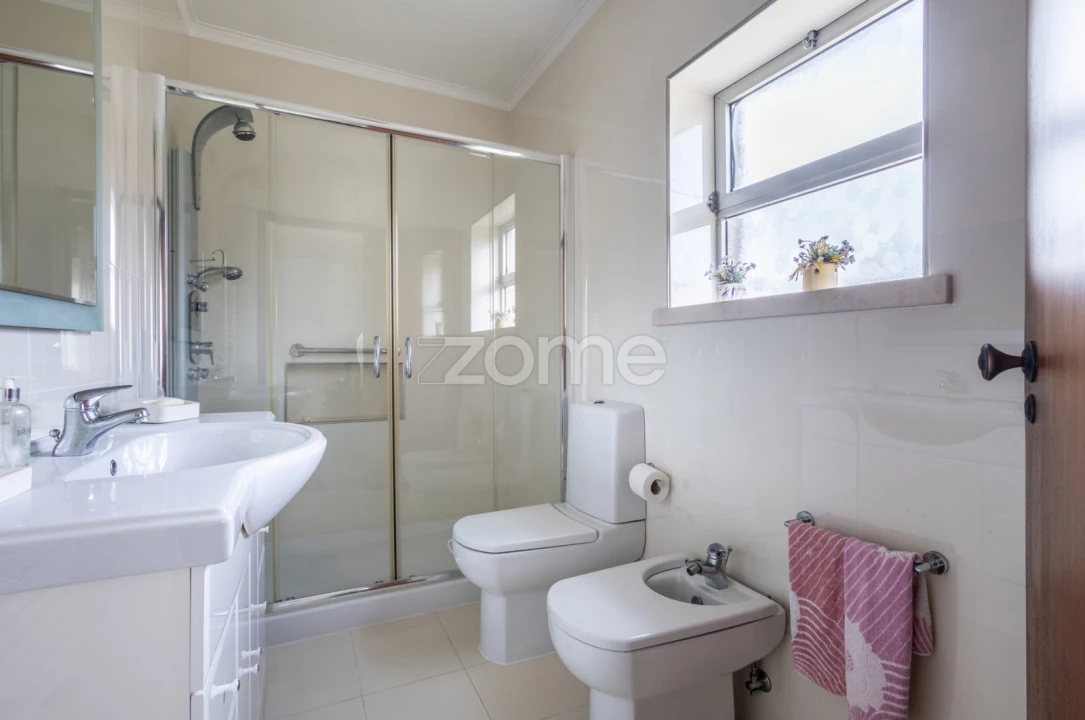 Moradia T6 para Venda em Santiago e São Simão de Litém e Albergaria dos Doze Foto 45