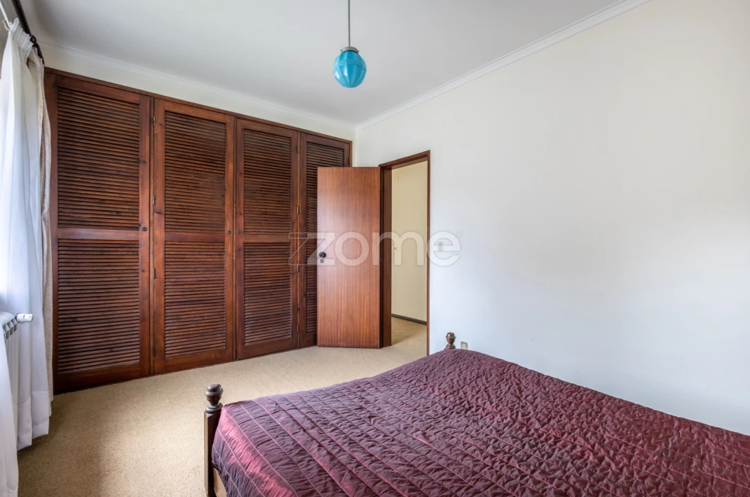 Moradia T6 para Venda em Santiago e São Simão de Litém e Albergaria dos Doze Foto 48