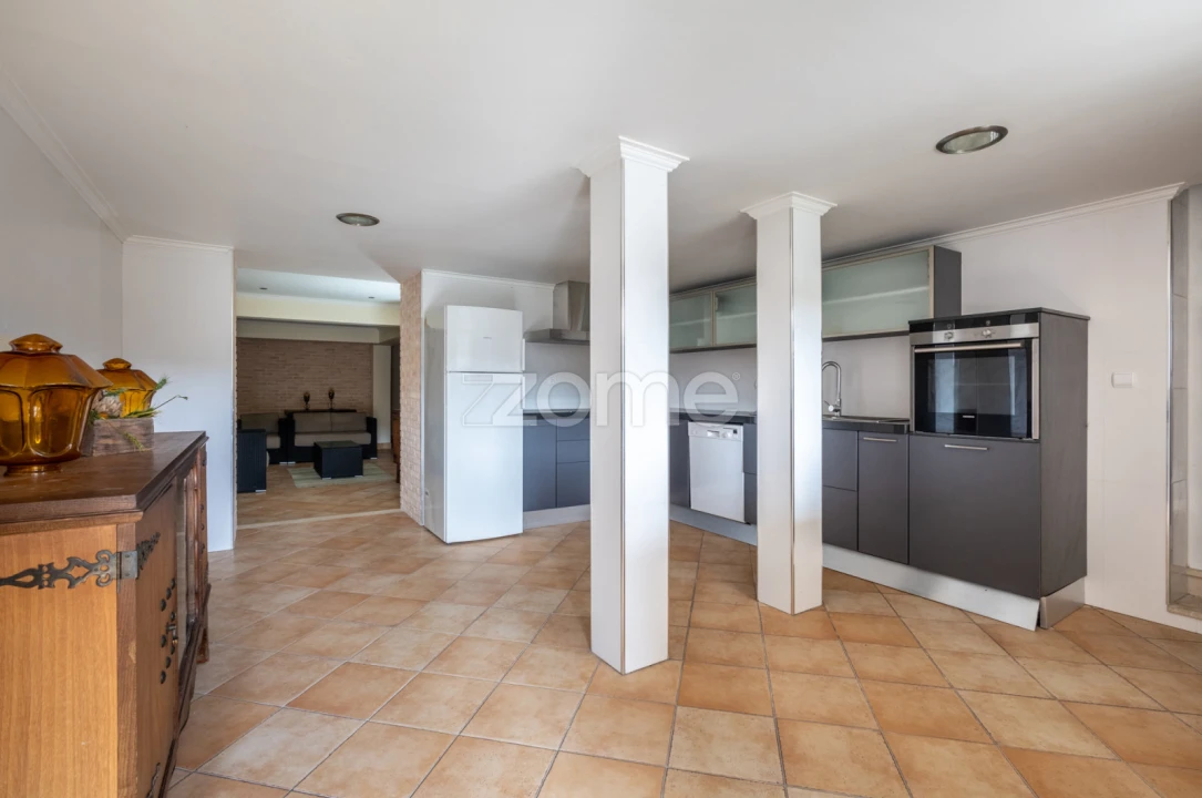 Moradia T6 para Venda em Santiago e São Simão de Litém e Albergaria dos Doze Foto 55