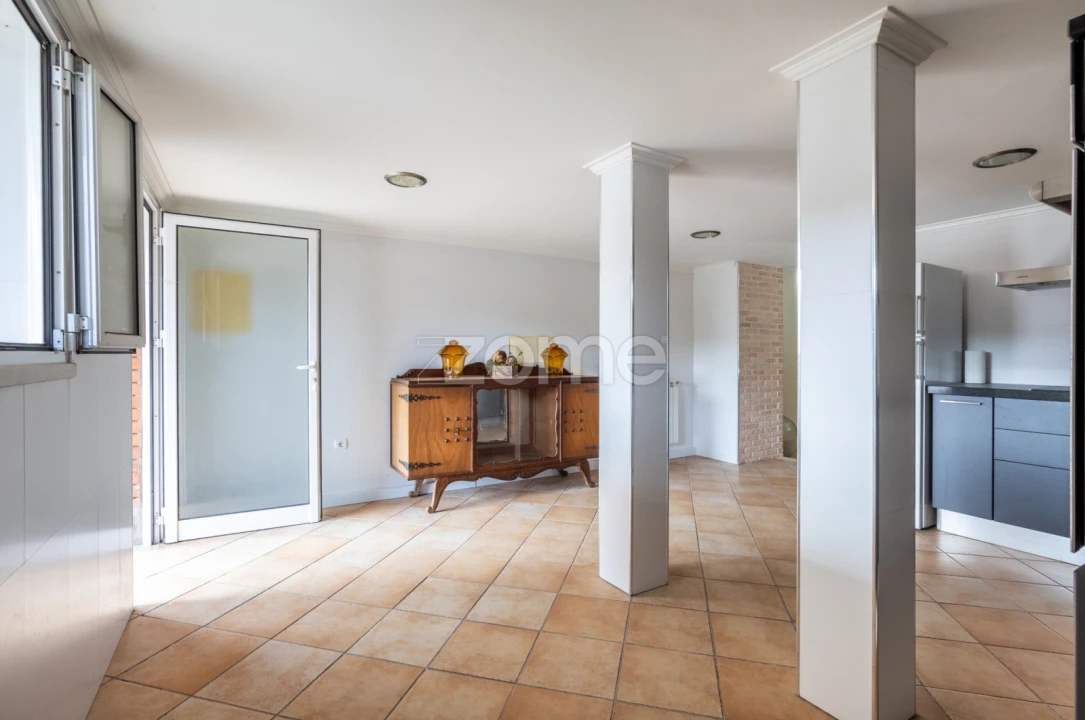 Moradia T6 para Venda em Santiago e São Simão de Litém e Albergaria dos Doze Foto 59