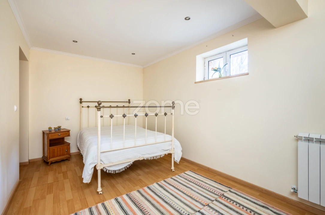 Moradia T6 para Venda em Santiago e São Simão de Litém e Albergaria dos Doze Foto 66