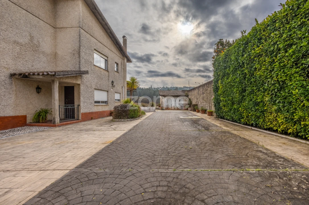 Moradia T6 para Venda em Santiago e São Simão de Litém e Albergaria dos Doze Foto 72