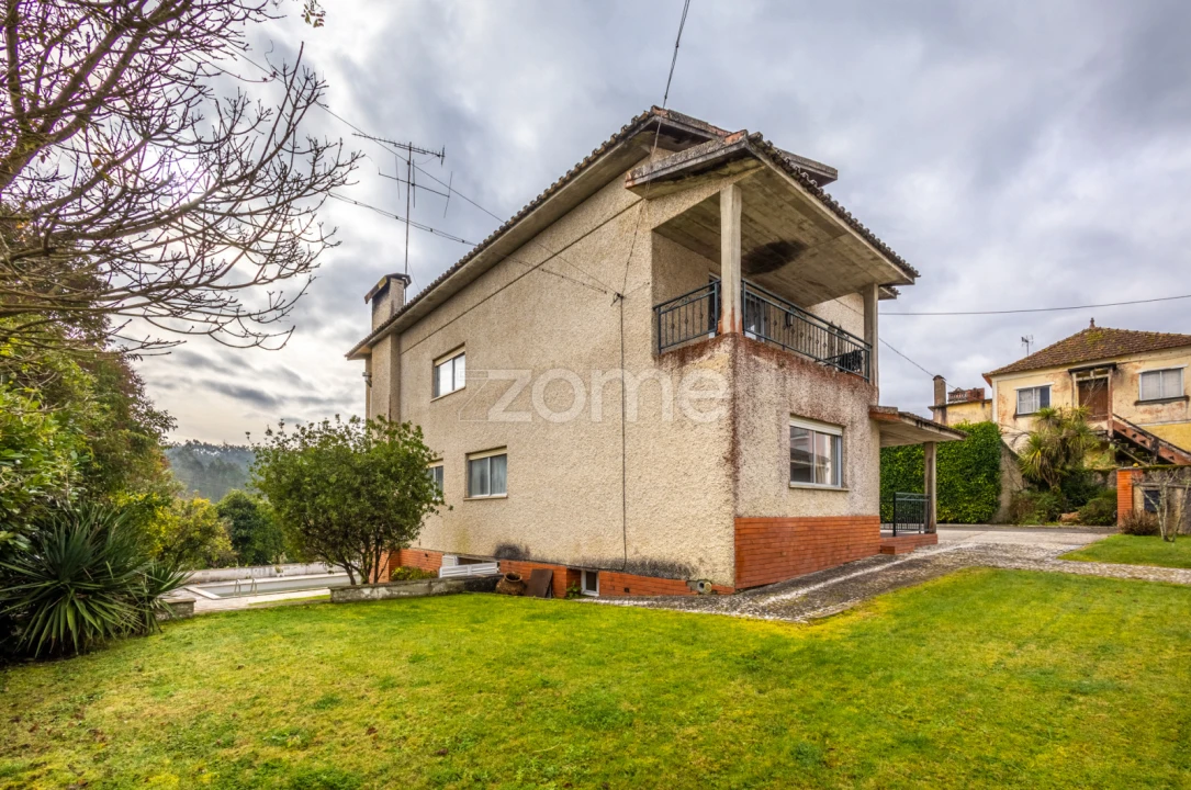 Moradia T6 para Venda em Santiago e São Simão de Litém e Albergaria dos Doze Foto 74