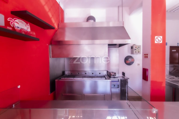 Negócio para Venda em Alcobaça e Vestiaria Foto 10