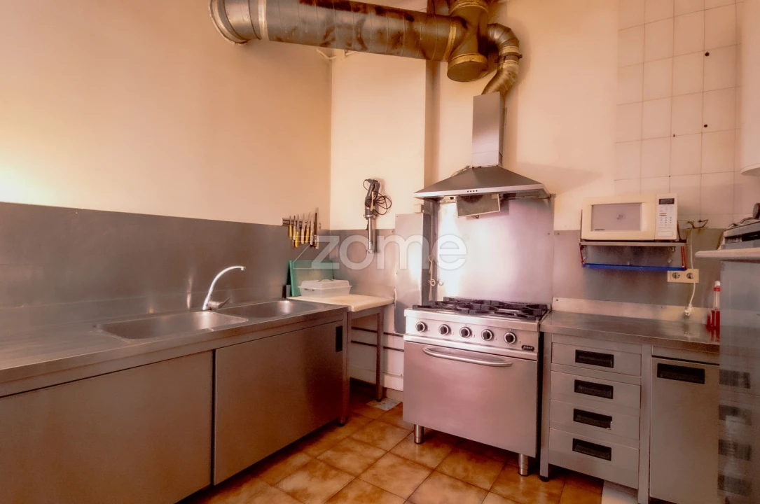 Negócio para Venda em Alcobaça e Vestiaria Foto 5