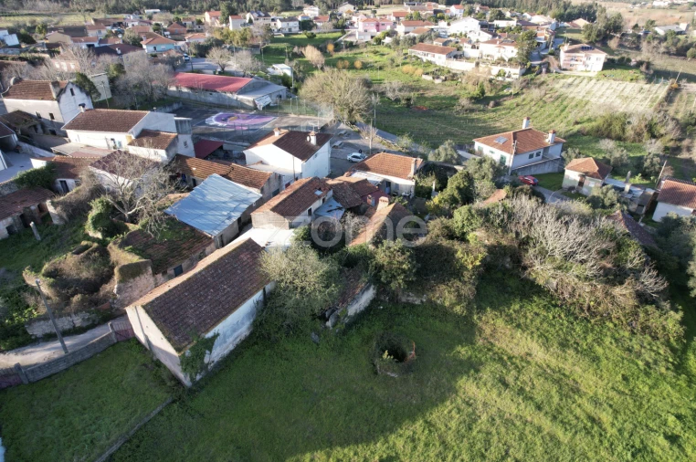 Moradia T3 para Venda em Barcouço Foto 11