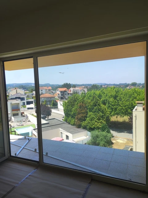 Moradia T5 para Venda em Pedroso e Seixezelo