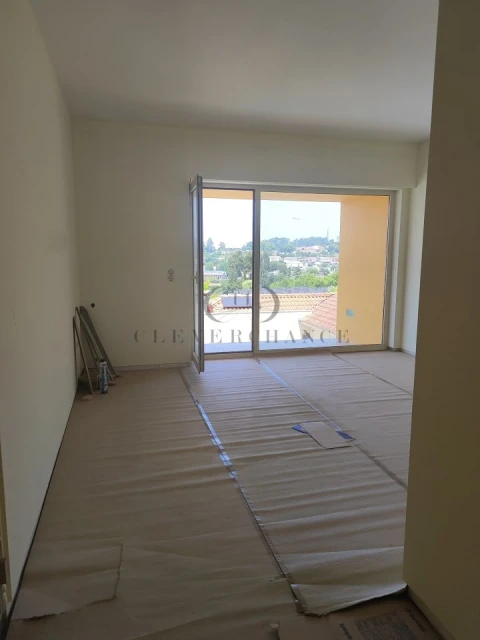 Moradia T5 para Venda em Pedroso e Seixezelo