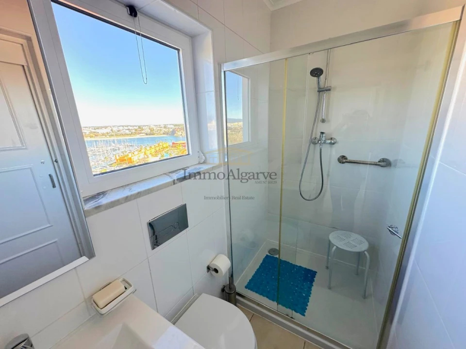 Apartamento T3 para Venda em Portimão Foto 30