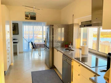 Apartamento T3 para Venda em Portimão