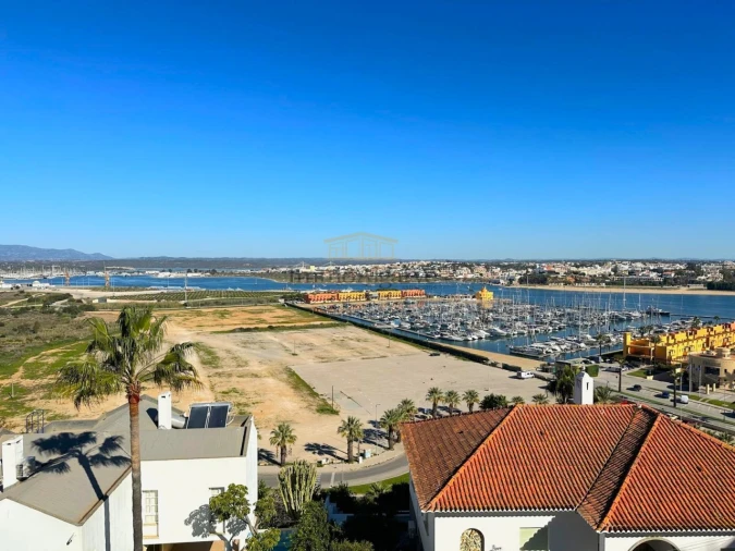 Apartamento T3 para Venda em Portimão Foto 4