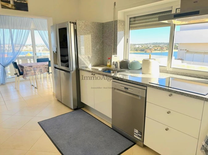 Apartamento T3 para Venda em Portimão Foto 16