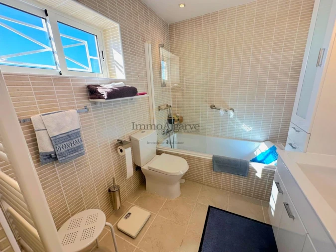 Apartamento T3 para Venda em Portimão Foto 24