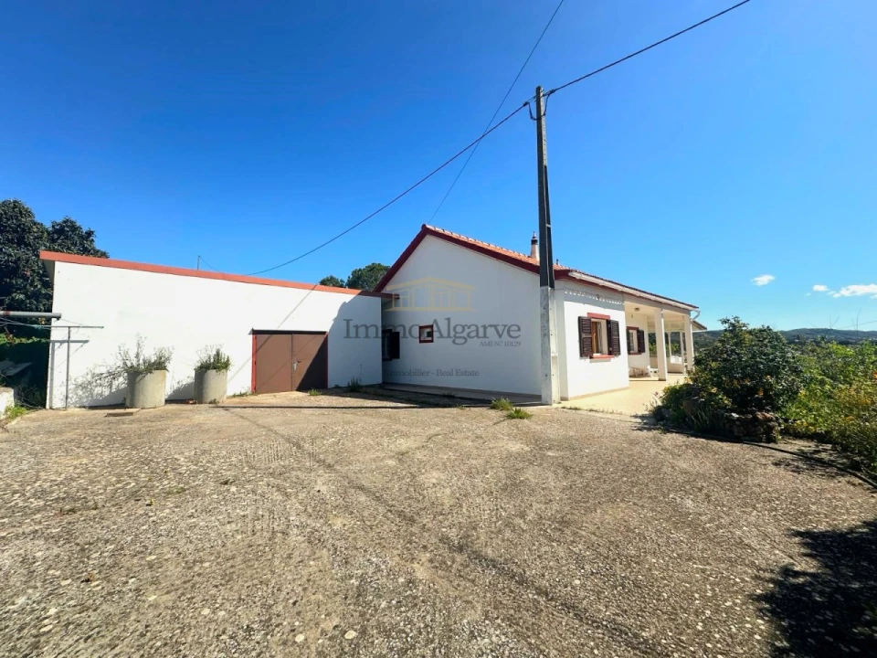 Moradia T3 para Venda em Alte Foto 5