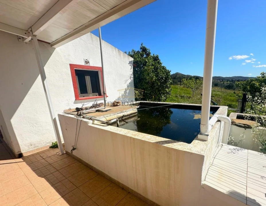 Moradia T3 para Venda em Alte Foto 9